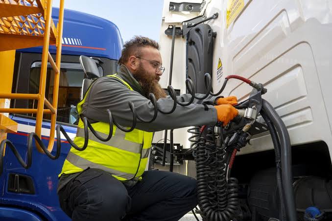 Premium HGV driver service in London